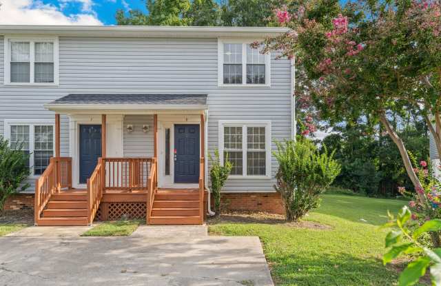 Introducing a Charming End Unit Townhouse near Downtown Durham with 2 Beds/1.5 Baths photos photos