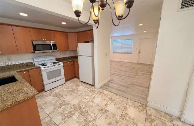 2826 Van Buren St photos photos 2826 Van Buren St photos photos