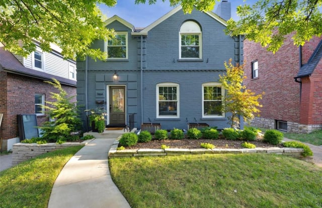 7464 Amherst Avenue - 7464 Amherst Avenue, University City, MO 63130