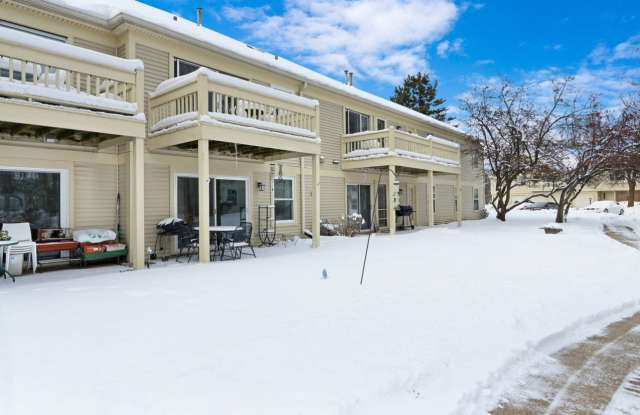 1257 Ballantrae Place - 1257 Ballantrae Place, Mundelein, IL 60060