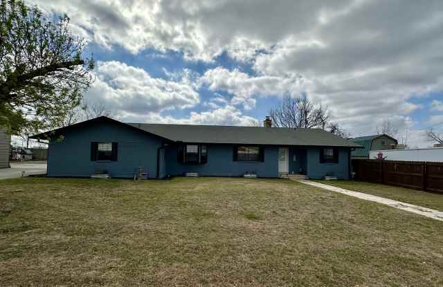 211 Uecker Drive photos photos