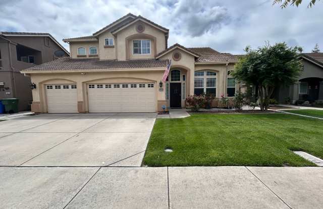 3052 Red Oak Court photos photos