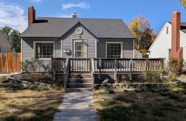 Spacious 4-Bedroom Home with Fully Fenced Backyard in Twin Falls! Gallery 1