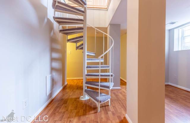 2722 Ordway St NW Unit 1 Gallery 4