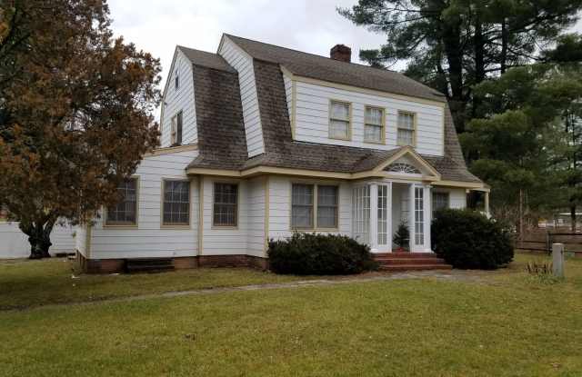 440 Danbury Rd Gallery 2