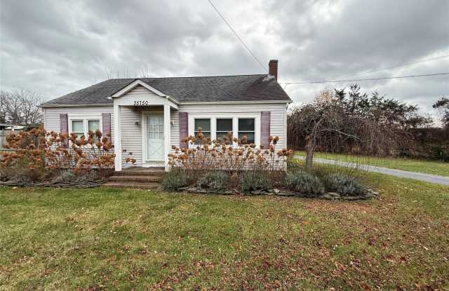 35750 Main Road photos photos