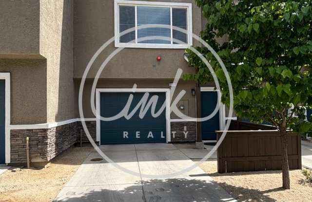 Beatiful Townhome off of Truckee River photos photos