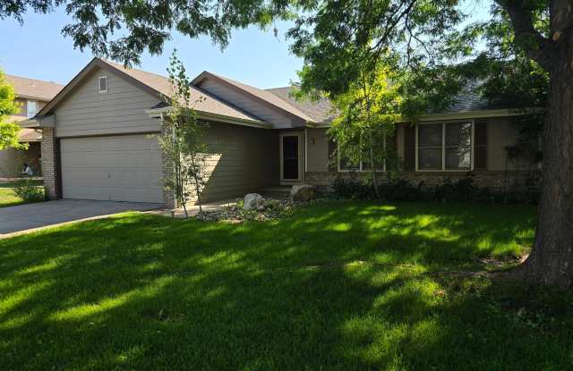 Beautiful 4-Bedroom Home in Southeast Fort Collins! photos photos