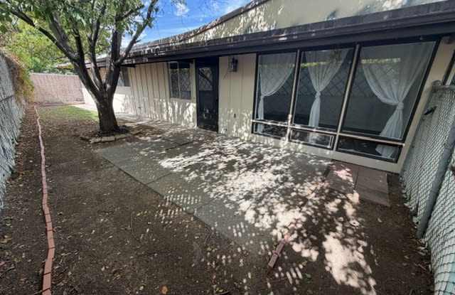 165 Belaire Dr Gallery 1