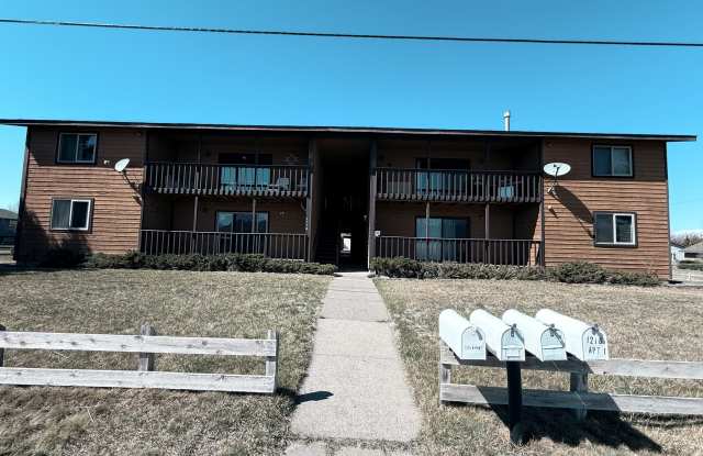 1216 West Montana Street - 4 photos photos