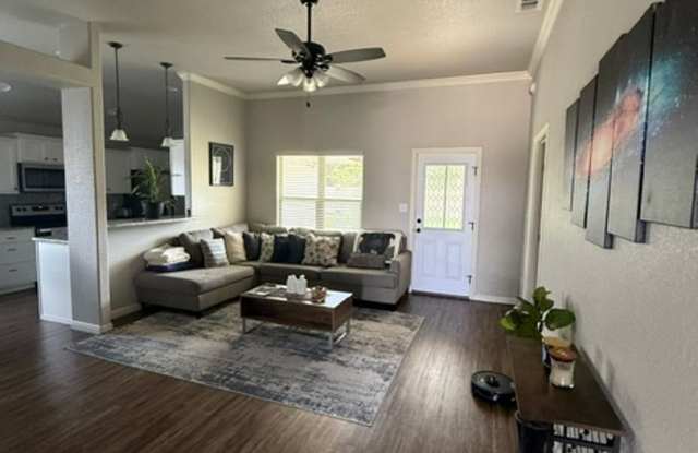 5733 Foxfire Gallery 4