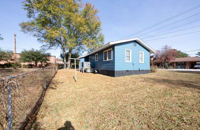 1801 Clark Avenue Gallery 4
