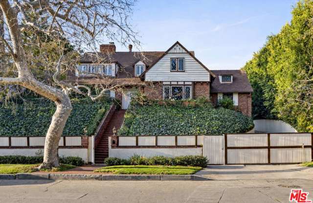 905 Napoli Drive photos photos