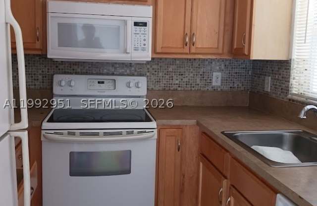 7670 Westwood Dr Gallery 2
