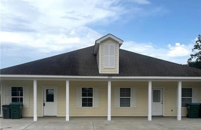 207 S LAUREL Street photos photos