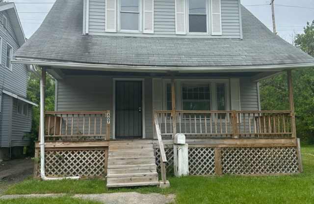 East side of Cleveland single home photos photos