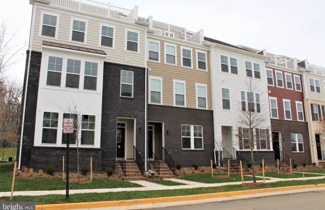 17660 FALCON HEIGHTS STREET - 17660 Falcon Heights St, Cherry Hill, VA 22026