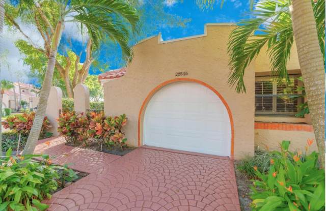 22545 Meridiana Drive Gallery 2