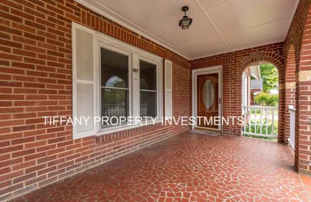 607 Bethpage Road Gallery 3