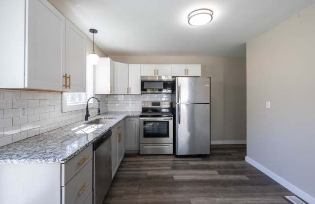 Newly renovated 3 bed and 1 bath house in kingsport Gallery 4
