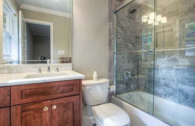 4169 Longview Drive Gallery 2