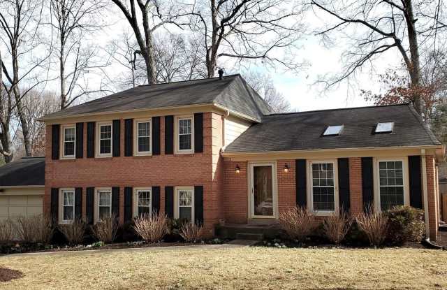 2521 FARRIER Lane photos photos