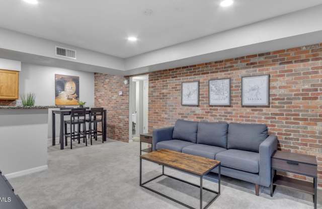 5877 N GRANITE REEF Road photos photos