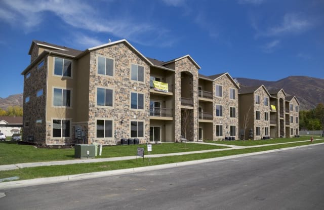 476 West 200 North - 103 - 476 West 200 North, Springville, UT 84663