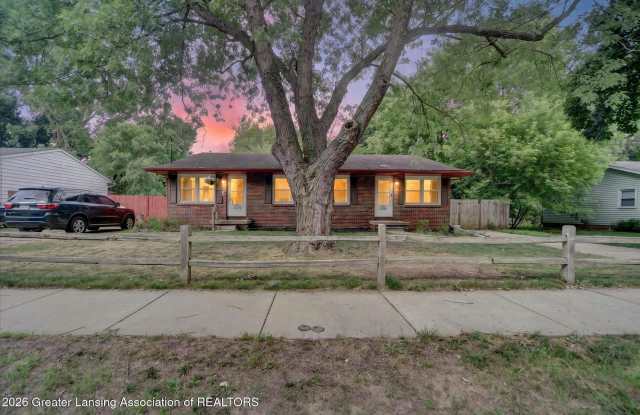 2281 N Vernon Avenue photos photos