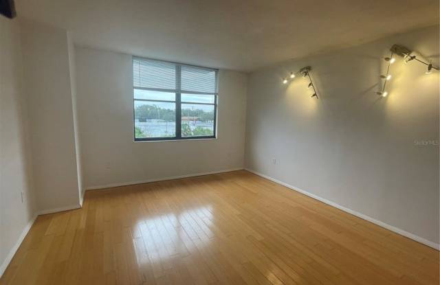 701 South Madison Avenue photos photos