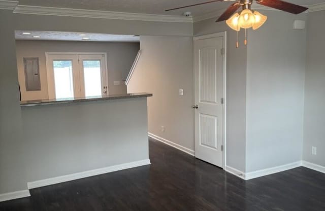 1513 Orange Ct. Gallery 3