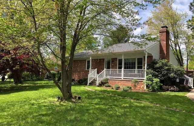 90 S Roger St - 90 S Rogers St, Loudoun County, VA 20158