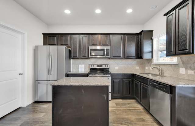 517 Pinnacle Drive Gallery 4