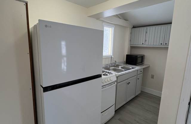 812 Stillwater Avenue Apt 4 photos photos