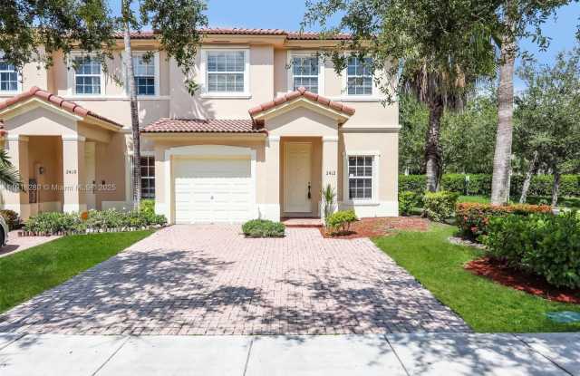 2412 NE 41 Place - 2412 Northeast 41st Place, Homestead, FL 33033