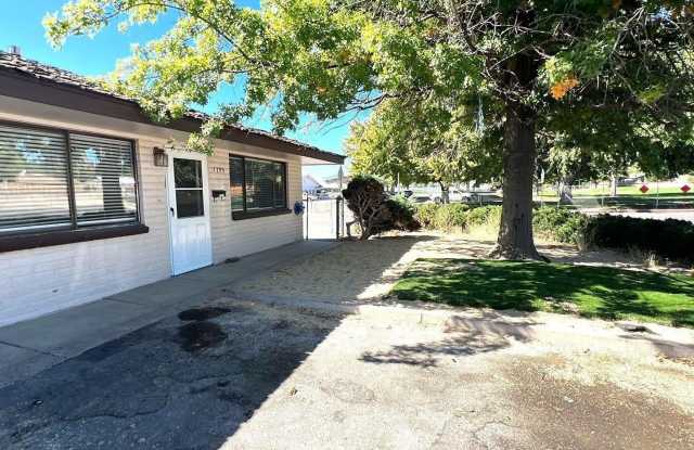 1799 York Way Gallery 3