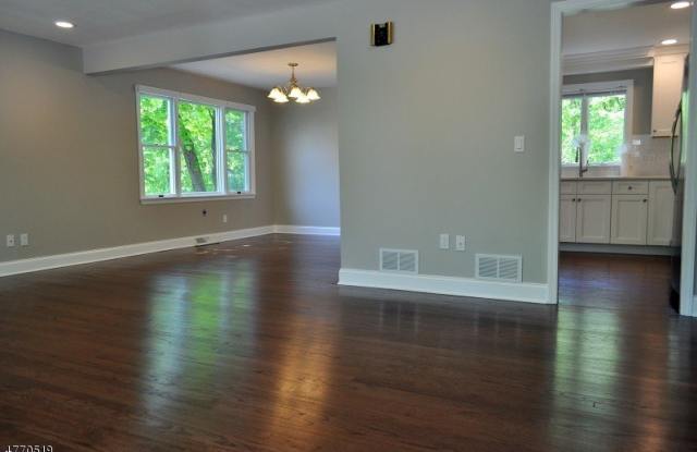 176 Yawpo Ave Gallery 2