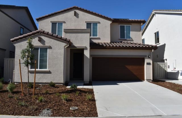 8177 Oxbow Landing Loop - 2 photos photos