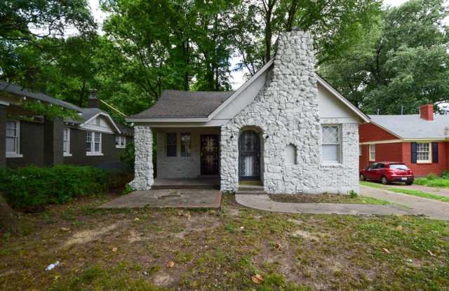 Adorable updated 2 bath, 1 bed home near Rhodes College and East Parkway and Summer photos photos