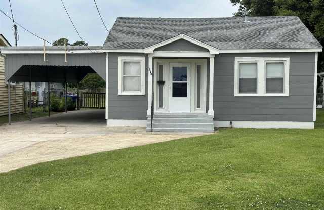 1518 Ridgefield Ave photos photos