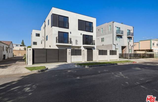 14167 B Erwin St photos photos