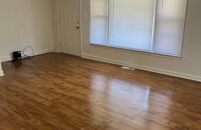 Two Bedroom/One Bath Home photos photos