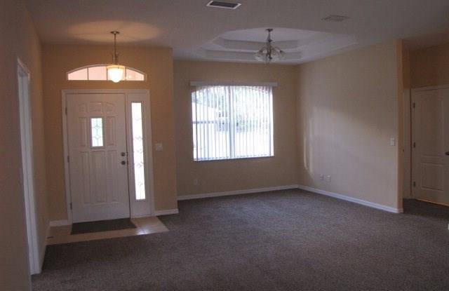 52 Prattwood Lane Gallery 4