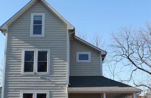 211 SPRUCE ST photos photos