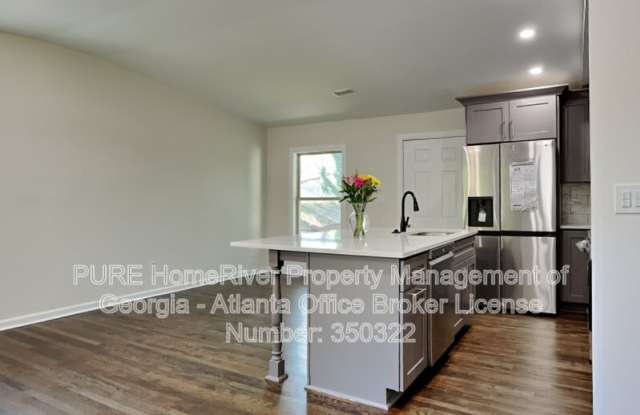 1127 Valley View Rd SE Gallery 4