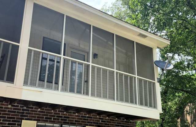 Rare end unit Summerville Townhome!! - 104 Muir Court, Dorchester County, SC 29485