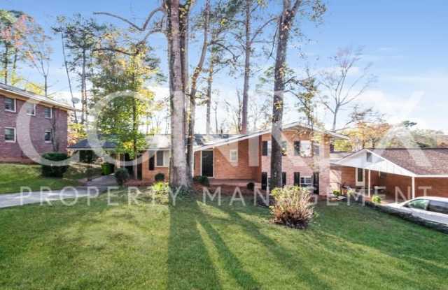 4225 Chesterfield Drive Gallery 2