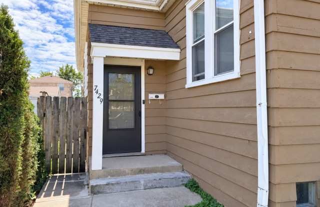 Renovated 3 Bed, 1 Bath Home in Summit Gallery 3