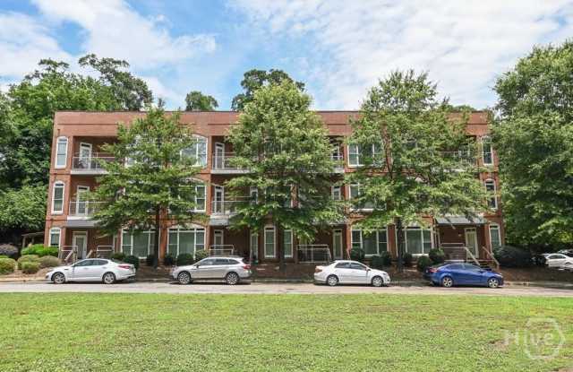 250 Martha Drive unit: 106 - 250 Martha Drive, Athens, GA 30606