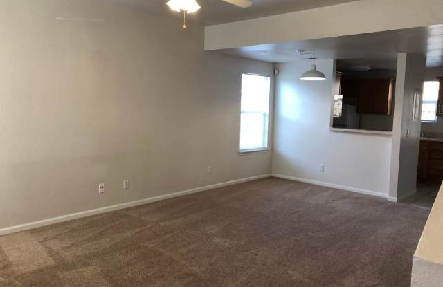 Quail Creek Townhomes Gallery 4